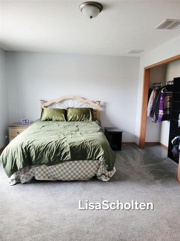 9794 Crystal Circle, Zeeland, MI 49464