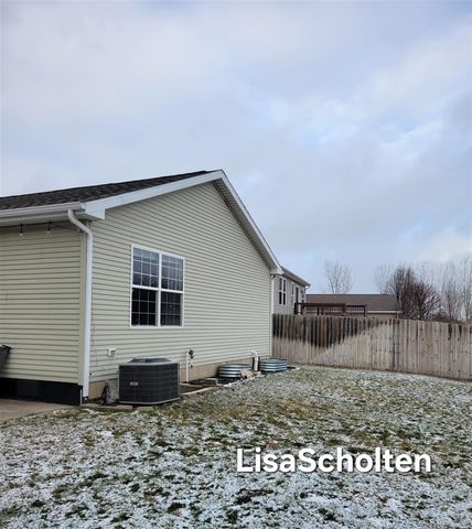 9794 Crystal Circle, Zeeland, MI 49464