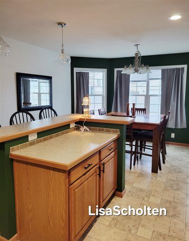 9794 Crystal Circle, Zeeland, MI 49464