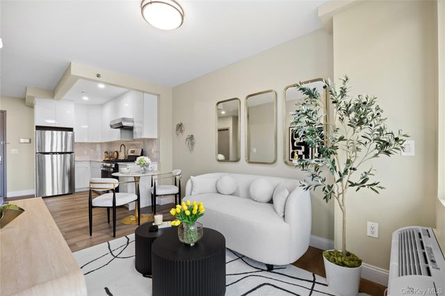 163-07 72nd Ave 2C, Fresh Meadows, NY 11365