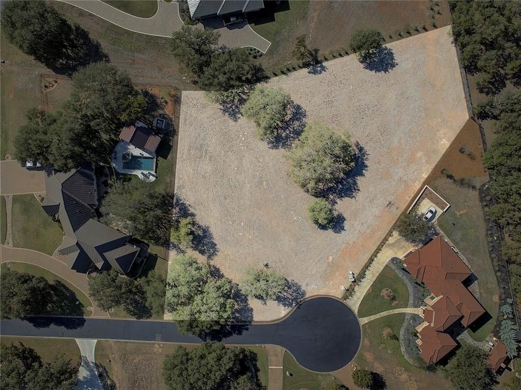 27505 Waterfall Hill PKWY, Spicewood, TX 78669