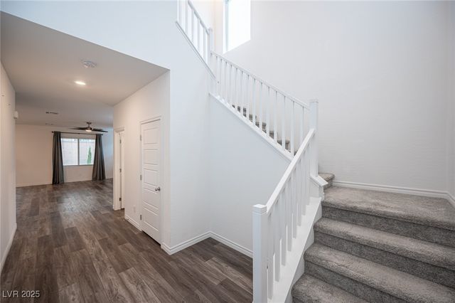 3912 Grazing Gazelle Avenue, North Las Vegas, NV 89084