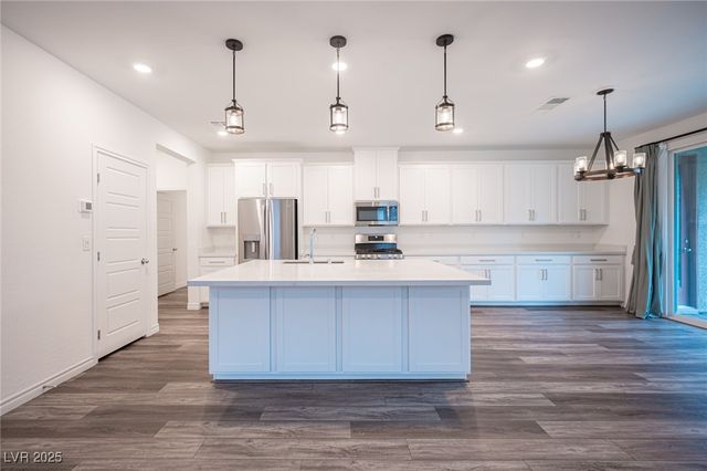 3912 Grazing Gazelle Avenue, North Las Vegas, NV 89084