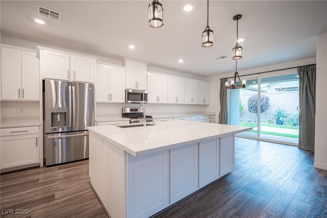 3912 Grazing Gazelle Avenue, North Las Vegas, NV 89084