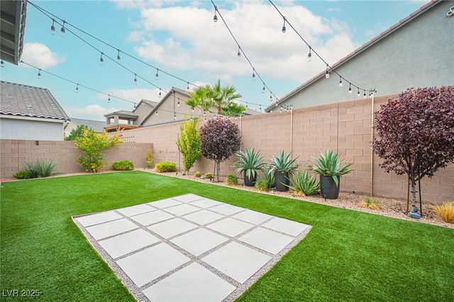 3912 Grazing Gazelle Avenue, North Las Vegas, NV 89084