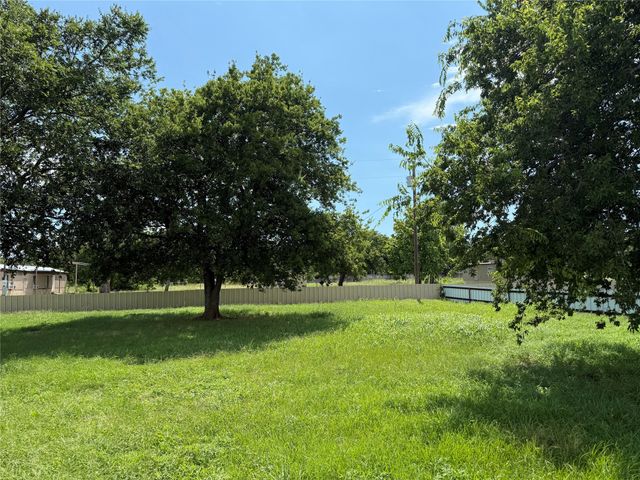 3277C Hidalgo, Waxahachie, TX 75167
