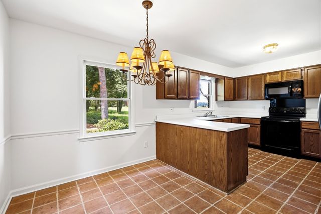 1935 WICKLOW WAY, Germantown, TN 38139