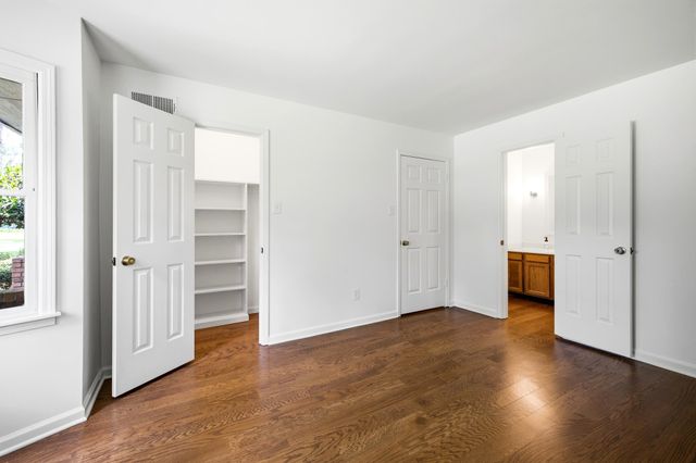 1935 WICKLOW WAY, Germantown, TN 38139