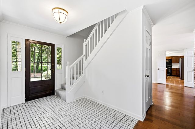 1935 WICKLOW WAY, Germantown, TN 38139