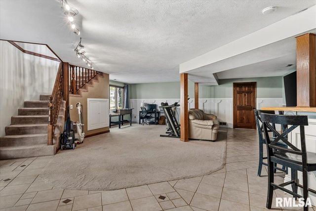 6487 Rentshler Road, Rochester, IL 62563