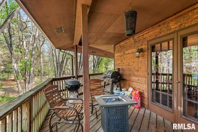 6487 Rentshler Road, Rochester, IL 62563
