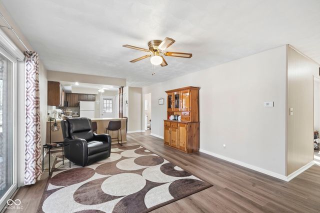 215 E Colony Acres Drive, Brazil, IN 47834