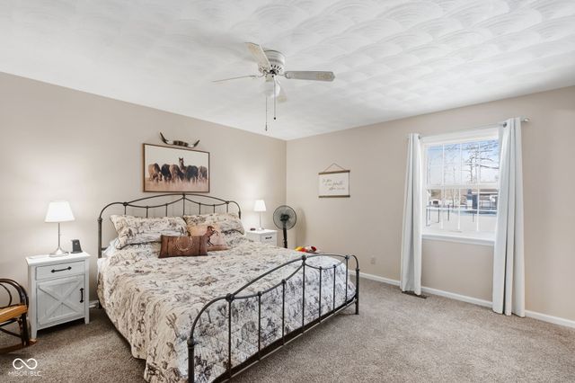 215 E Colony Acres Drive, Brazil, IN 47834