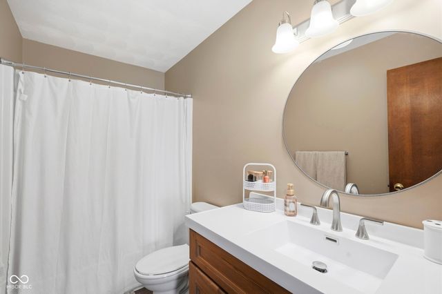 215 E Colony Acres Drive, Brazil, IN 47834