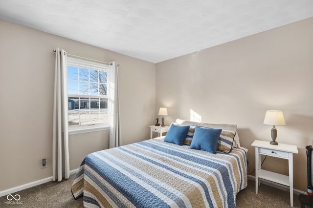 215 E Colony Acres Drive, Brazil, IN 47834