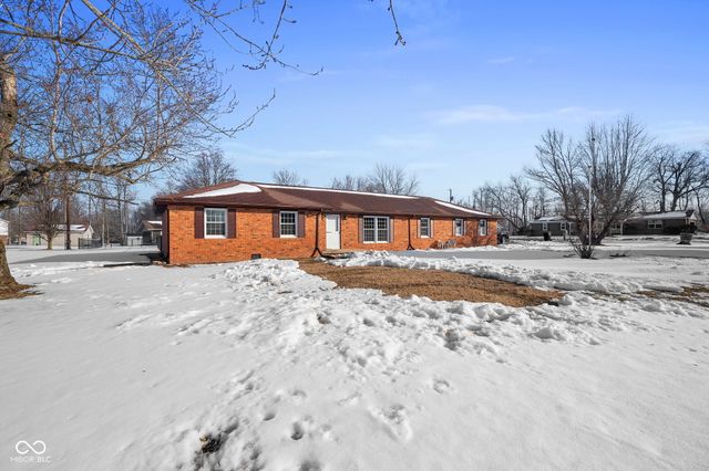 215 E Colony Acres Drive, Brazil, IN 47834