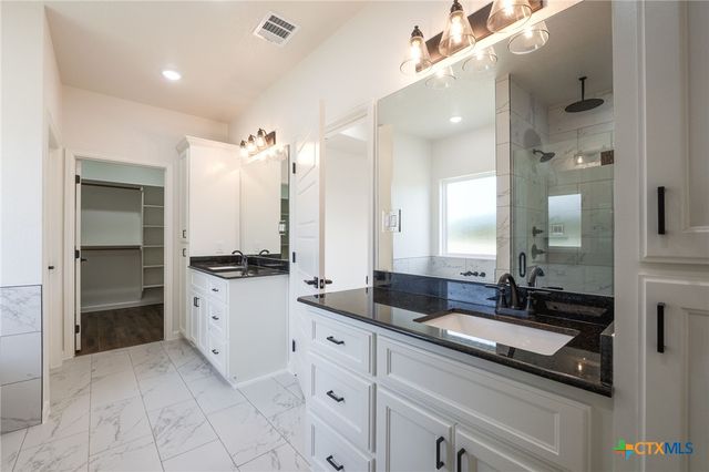 190 Cedar Bluff Loop, Gatesville, TX 76528