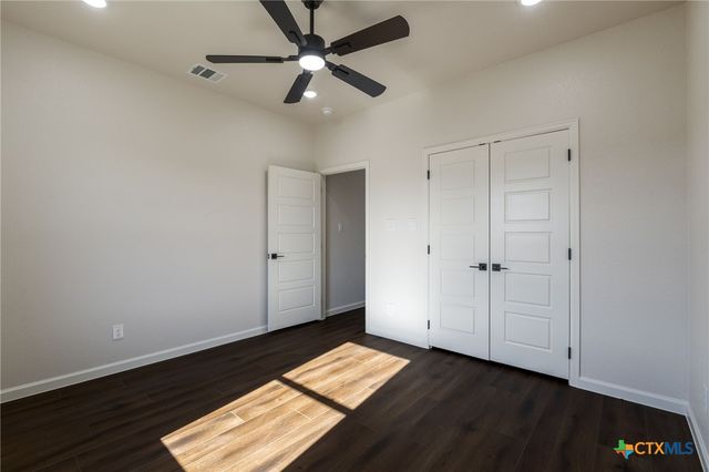 190 Cedar Bluff Loop, Gatesville, TX 76528