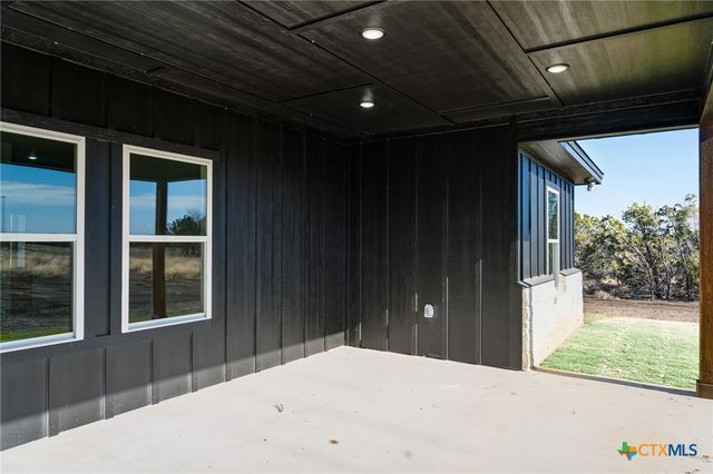 190 Cedar Bluff Loop, Gatesville, TX 76528