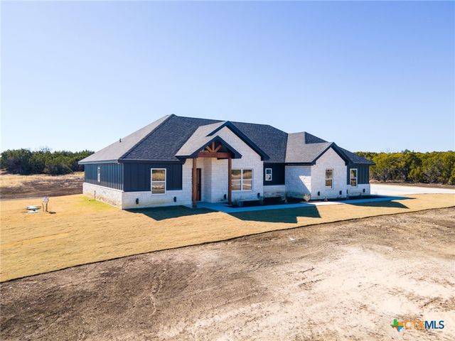 190 Cedar Bluff Loop, Gatesville, TX 76528