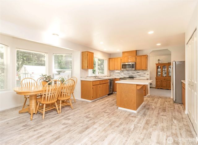 19405 88th Avenue E, Spanaway, WA 98387