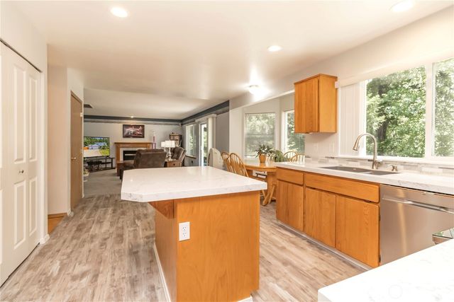 19405 88th Avenue E, Spanaway, WA 98387
