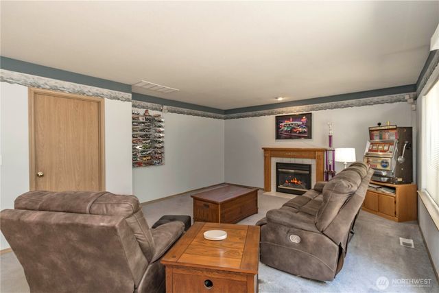 19405 88th Avenue E, Spanaway, WA 98387