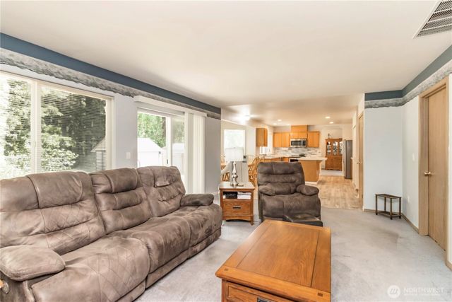 19405 88th Avenue E, Spanaway, WA 98387