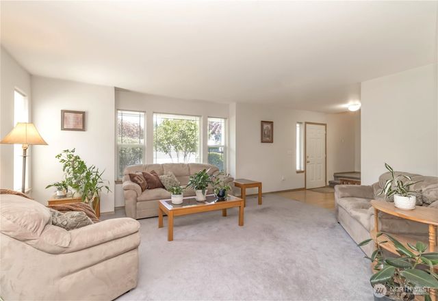 19405 88th Avenue E, Spanaway, WA 98387