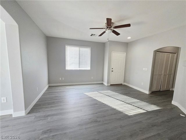 9245 ADAMSHURST Avenue, Las Vegas, NV 89148