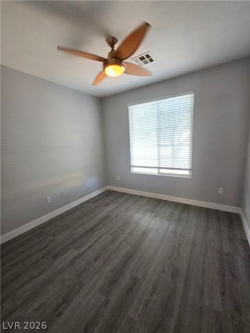 9245 ADAMSHURST Avenue, Las Vegas, NV 89148