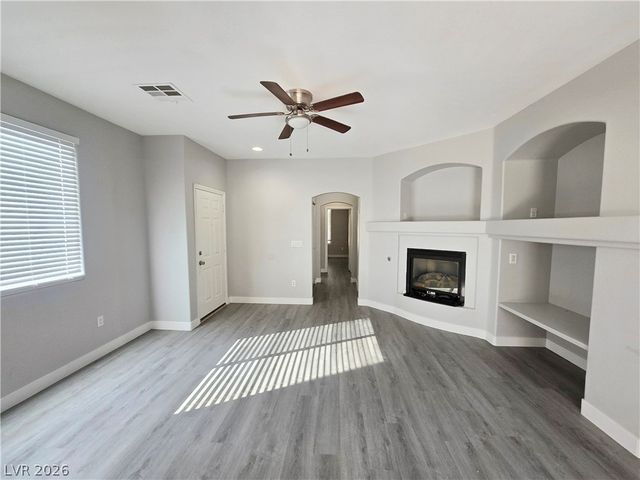 9245 ADAMSHURST Avenue, Las Vegas, NV 89148