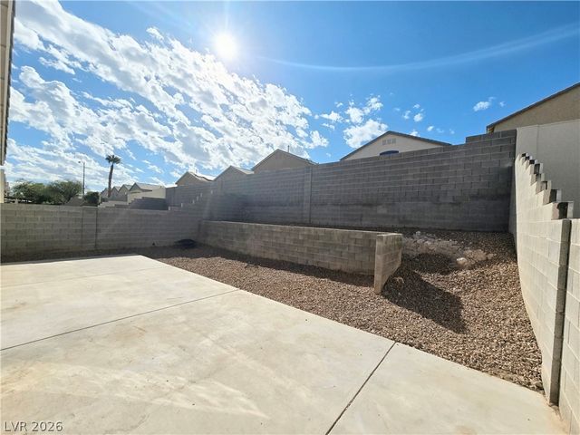 9245 ADAMSHURST Avenue, Las Vegas, NV 89148