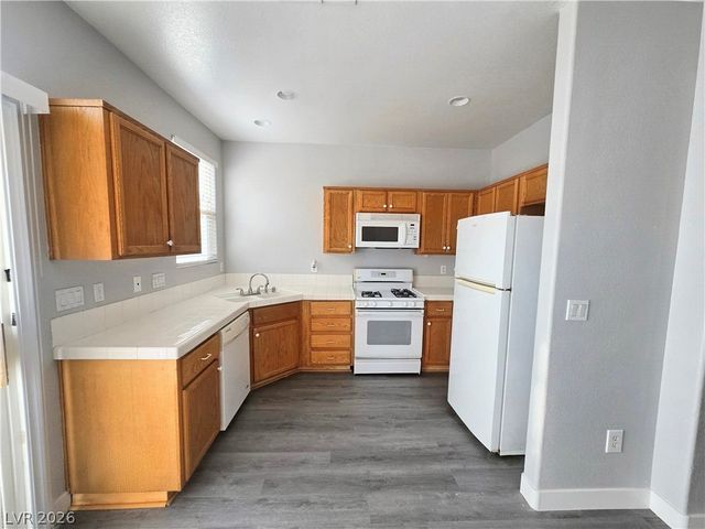 9245 ADAMSHURST Avenue, Las Vegas, NV 89148