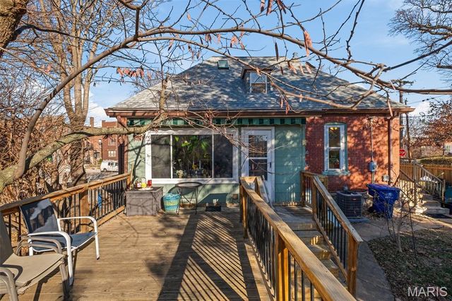 7200 Lanham Avenue, St Louis, MO 63143