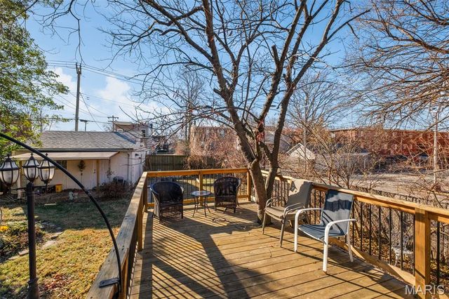 7200 Lanham Avenue, St Louis, MO 63143