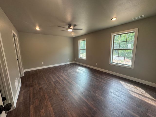 1618 Ridgemont Avenue, Monett, MO 65708