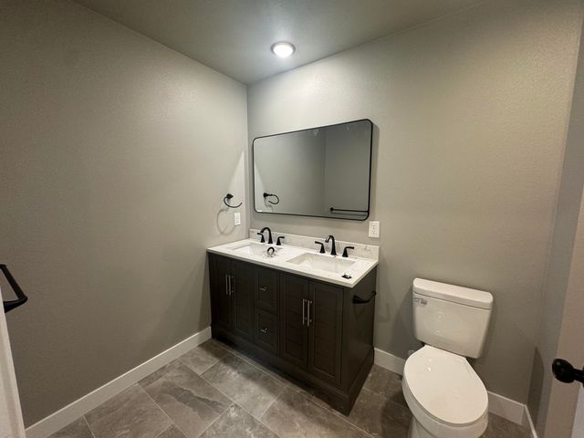 1618 Ridgemont Avenue, Monett, MO 65708