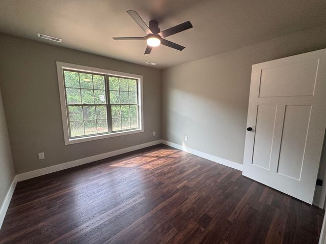 1618 Ridgemont Avenue, Monett, MO 65708