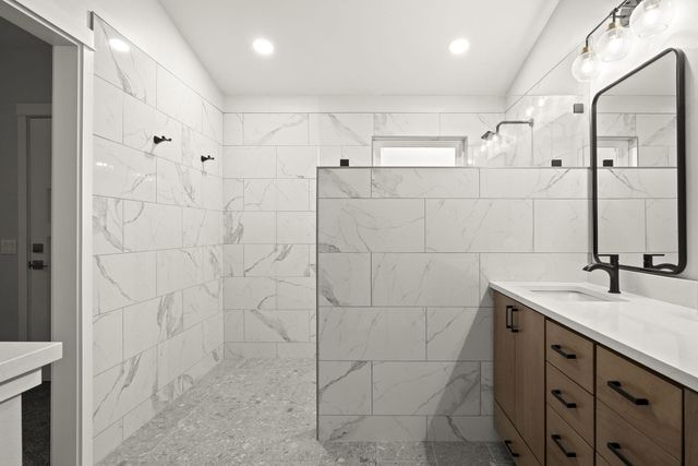 1872 NW Hill Point Drive, Bend, OR 97703