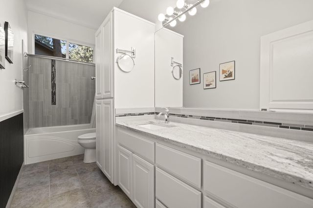 1872 NW Hill Point Drive, Bend, OR 97703