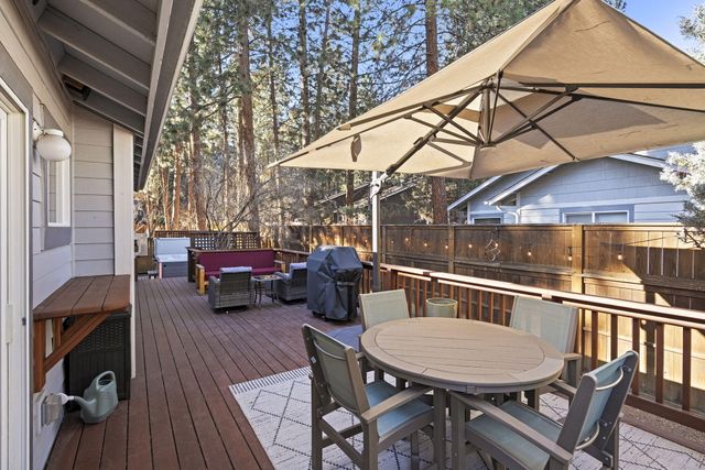 1872 NW Hill Point Drive, Bend, OR 97703