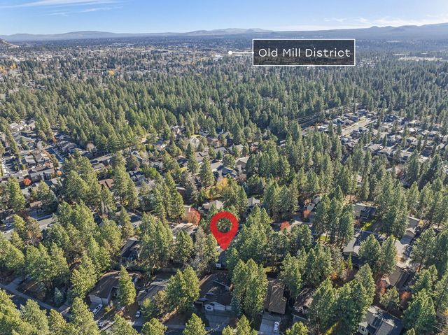 1872 NW Hill Point Drive, Bend, OR 97703