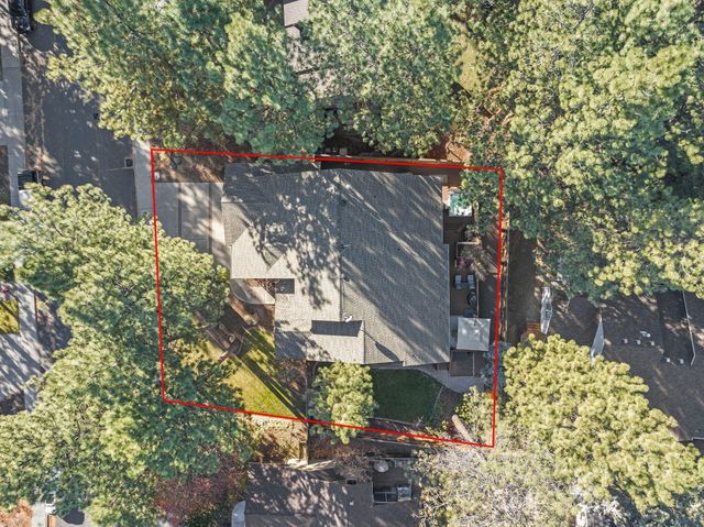 1872 NW Hill Point Drive, Bend, OR 97703