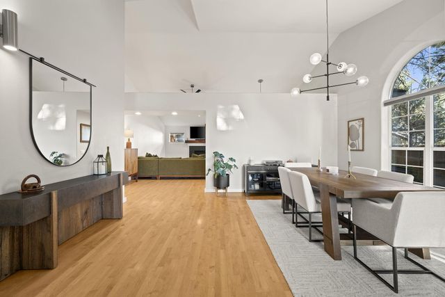 1872 NW Hill Point Drive, Bend, OR 97703