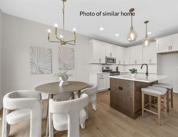 6925 Rock Wood Drive SW, Cedar Rapids, IA 52404