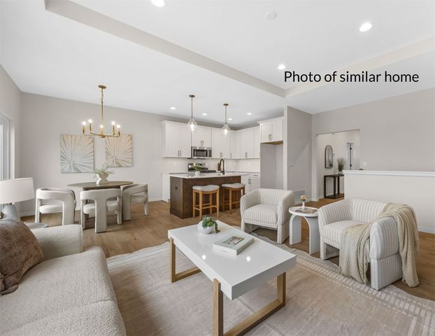 6925 Rock Wood Drive SW, Cedar Rapids, IA 52404