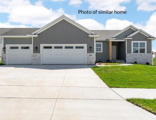 6925 Rock Wood Drive SW, Cedar Rapids, IA 52404