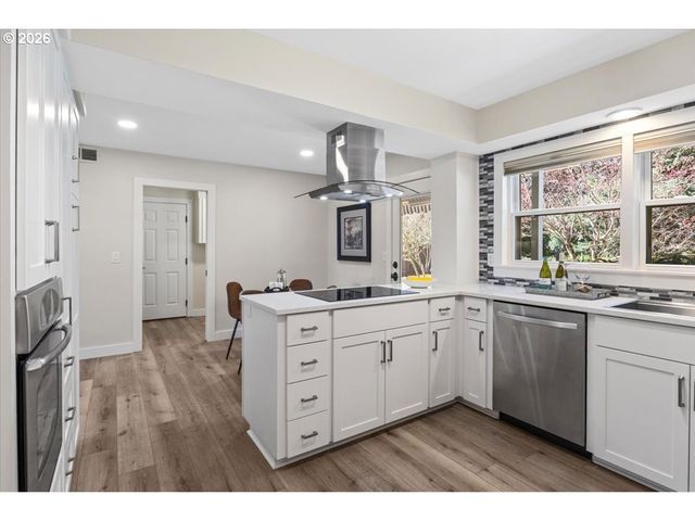 8685 Sw WILSON Ln, Wilsonville, OR 97070