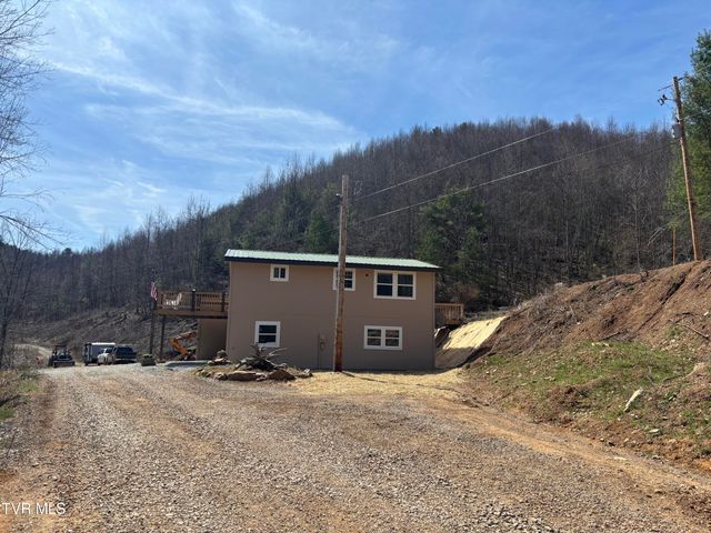 202 Greer Branch Road, Laurel Bloomery, TN 37680
